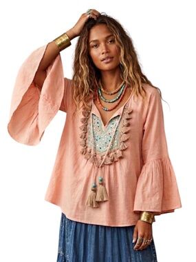 Lilly Pulitzer Shandy Top Sandstone Peach Embroidered Tassel Bell Sleeve S